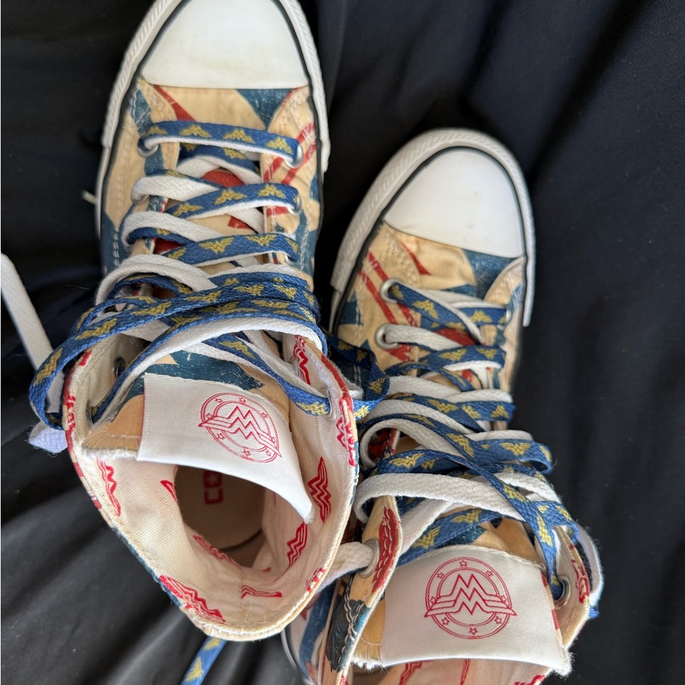 Converse Comic Hero High-Tops in Blue and Red - Picture 10 of 11